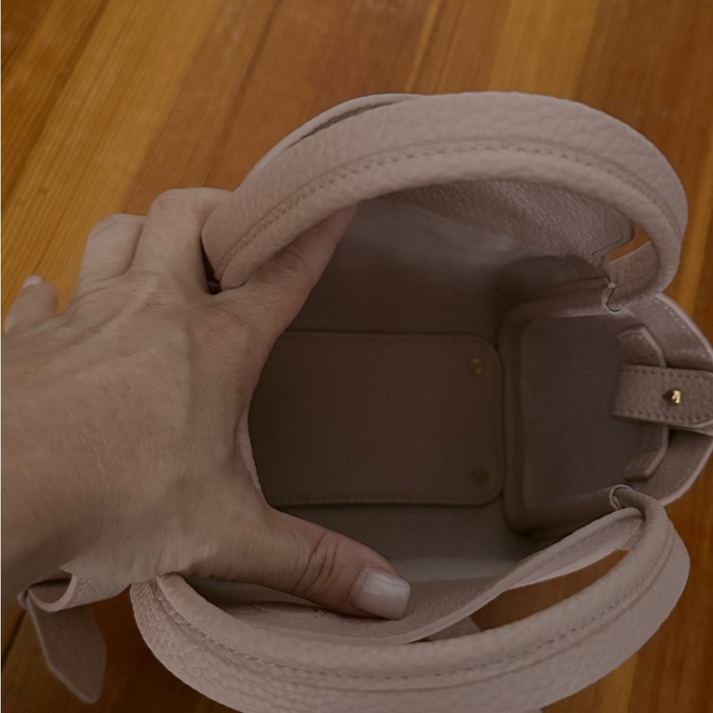 Songmont Pink Mini Bag Structured Design - Picture 2 of 3